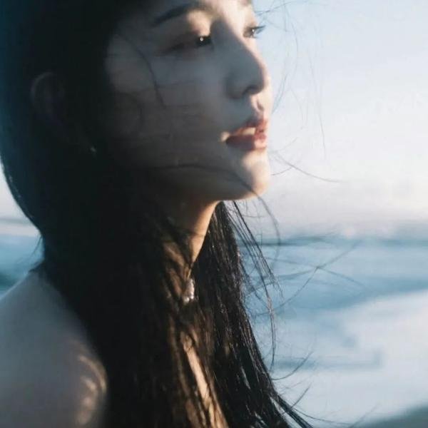 听海涌 封面